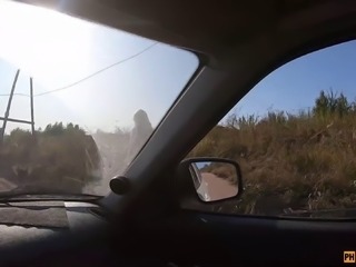 Юную красивую школьницу трахнули в рот и...