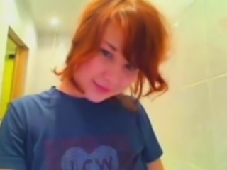 Redhead webcam flasher