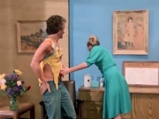Sexy vintage housewife getting her pussy licked and fucked
