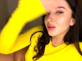 Amateur Webcam Teen Masturbates And Teases