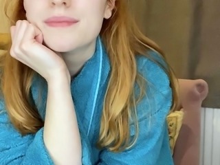 Brunette Solo Webcam Masturbation