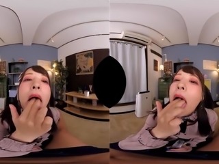 Tongueb kiss