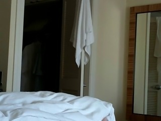 Hotel Maid Flash - uflashtv.com