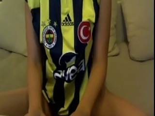 Hot Horny Turkish Azeri Girl Playing With Toy On Web Cam