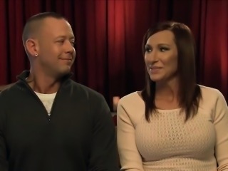 Swinger couples addicted to swinging and become a resident