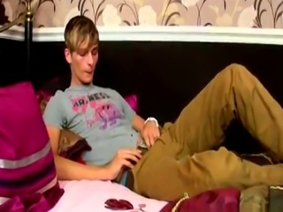 Gay twink emo foot fetish Connor Levi is one slender and stunning Brit