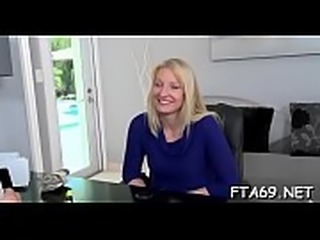 Hot wet try-out for hottie