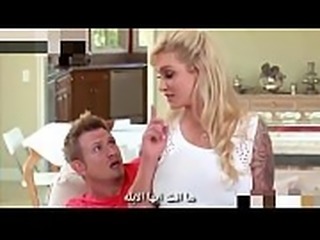 ام تدخل زبر ابنها داخلها وزوجها يشاهد...