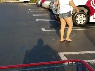 Flashing ass