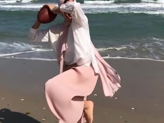 Sexy Hijabi feet